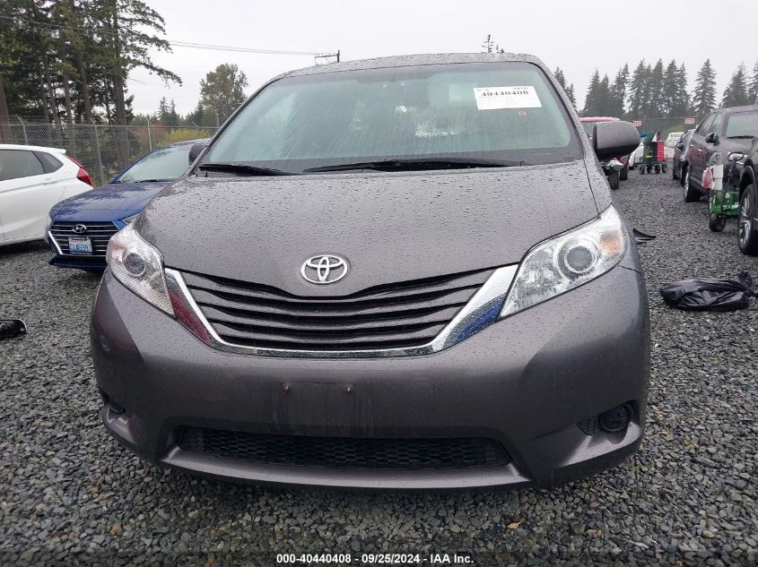 2017 TOYOTA SIENNA LE 8 PASSENGER