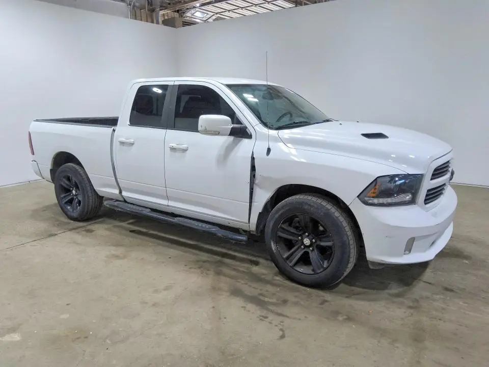2015 RAM 1500 SPORT  