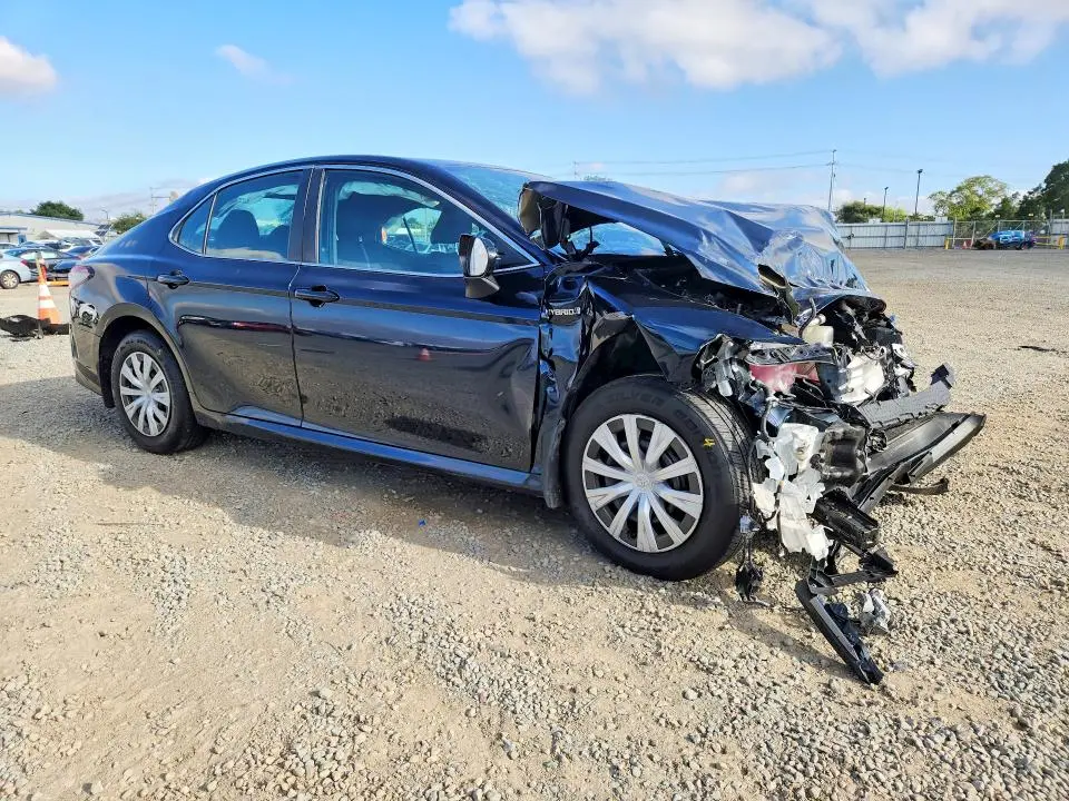 2021 TOYOTA CAMRY LE  