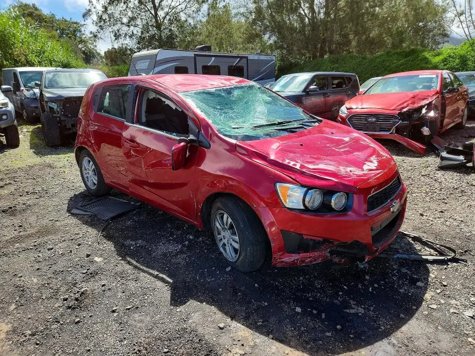 2015 CHEVROLET SONIC LT  