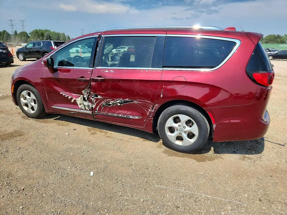 2017 CHRYSLER PACIFICA TOURING L PLUS  
