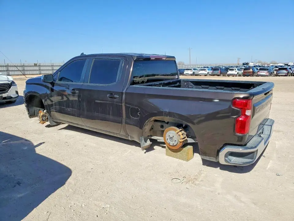 2020 CHEVROLET SILVERADO C1500 LT  
