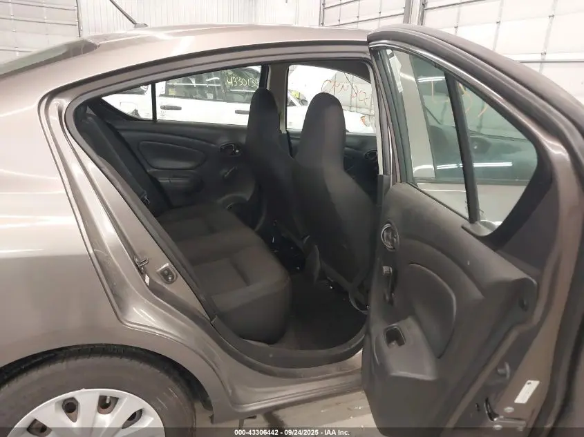 2016 NISSAN VERSA 1.6 S+