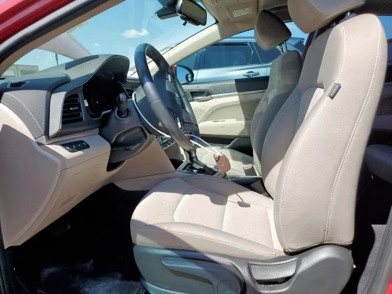 2019 HYUNDAI ELANTRA SEL  