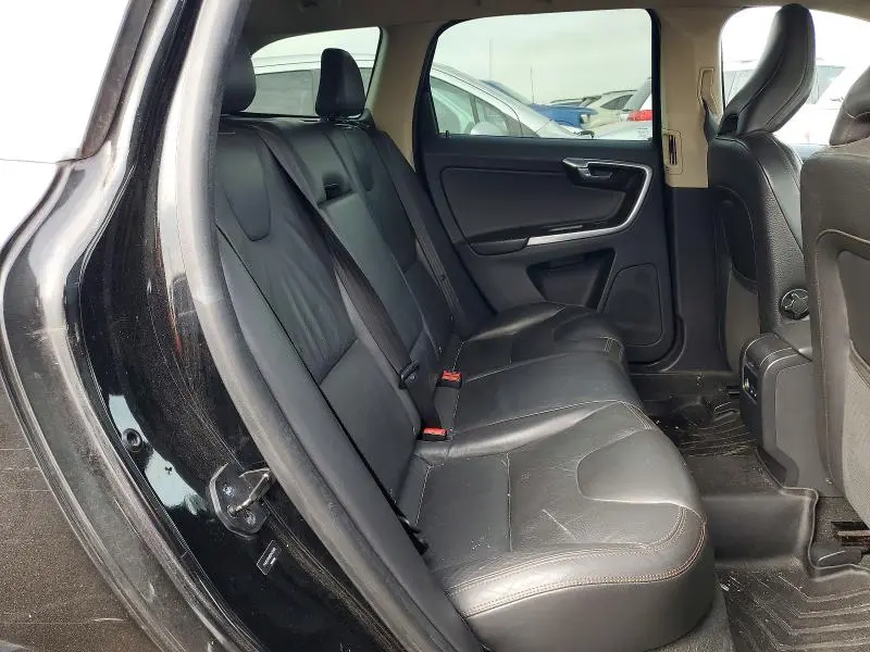 2013 VOLVO XC60 3.2  