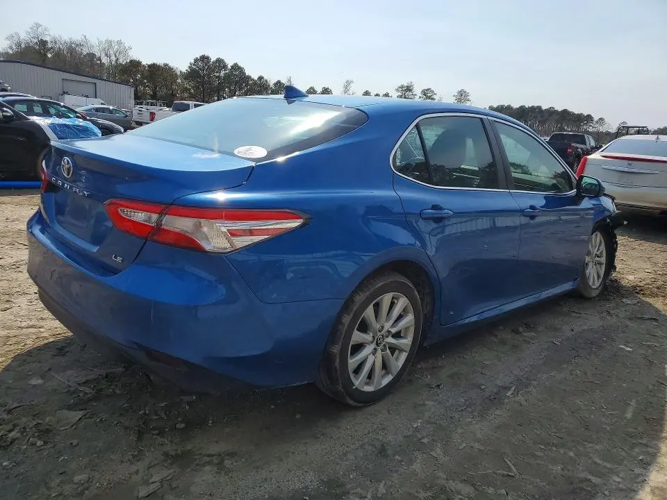 2020 TOYOTA CAMRY LE  