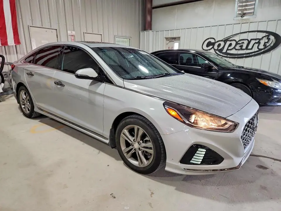 2018 HYUNDAI SONATA SPORT  