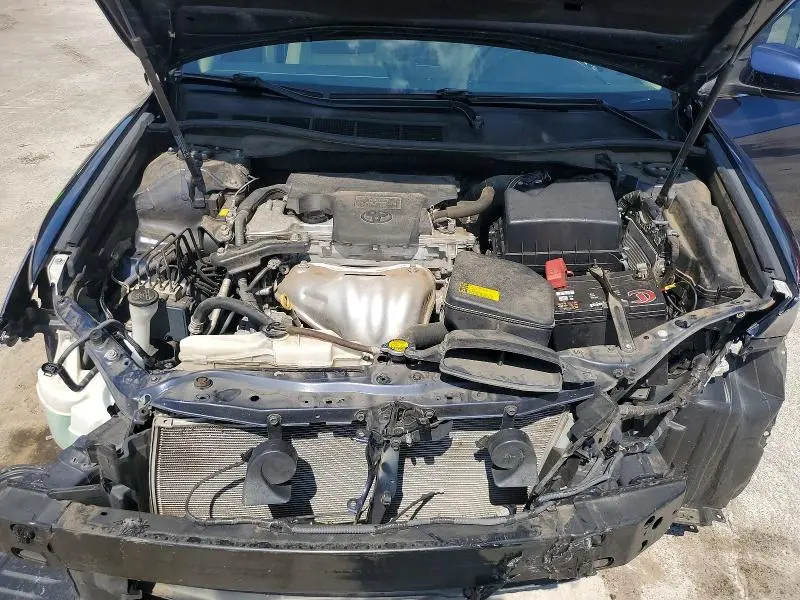 2014 TOYOTA CAMRY LE  