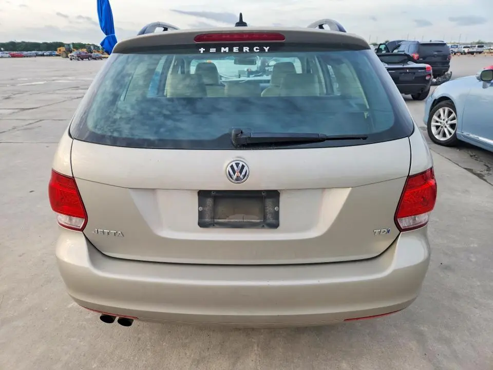2013 VOLKSWAGEN JETTA TDI  