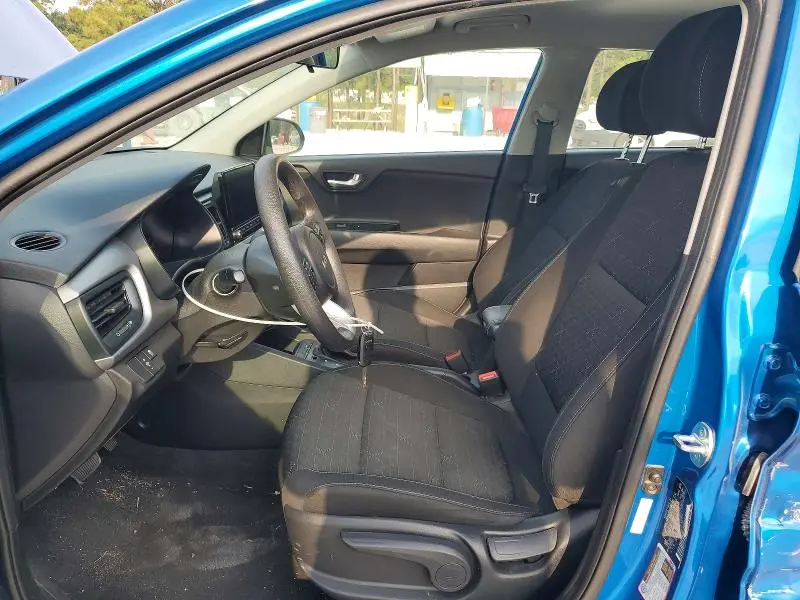 2023 KIA RIO S  