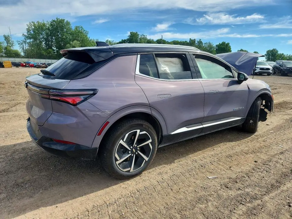 2025 CHEVROLET EQUINOX LT  