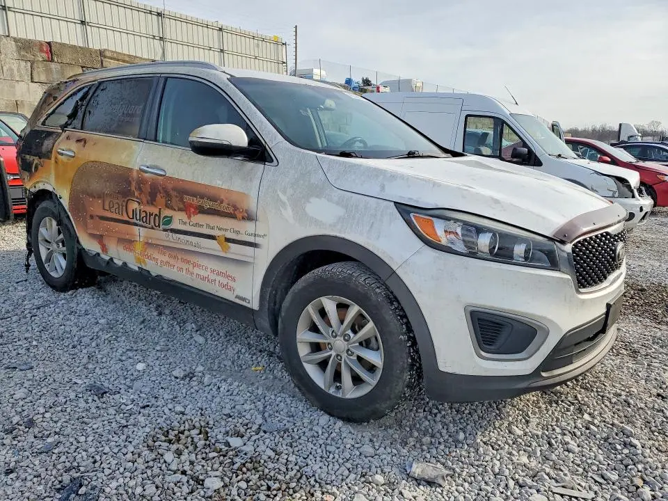 2017 KIA SORENTO LX  