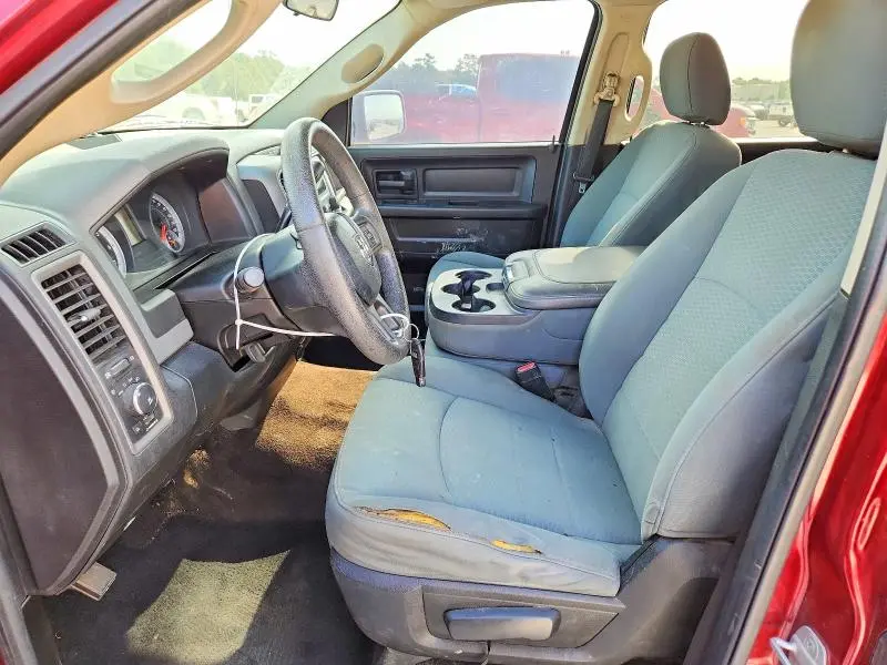 2013 RAM 1500 ST  