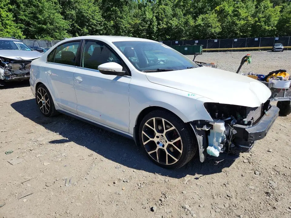 2013 VOLKSWAGEN JETTA GLI  