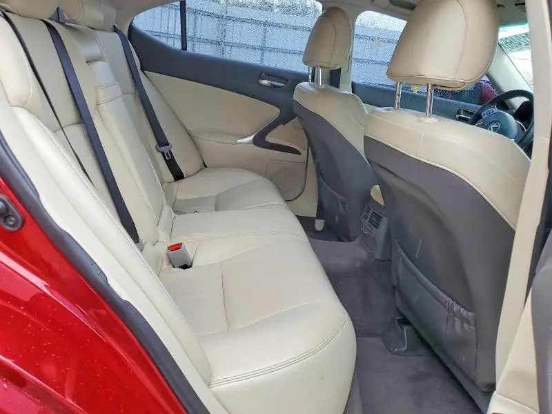 2011 LEXUS IS 250  