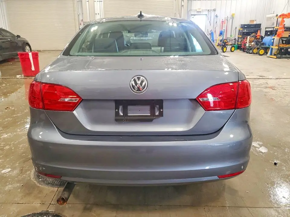 2014 VOLKSWAGEN JETTA SE  