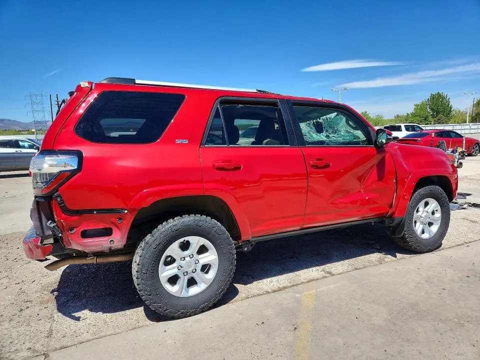 2022 TOYOTA 4RUNNER SR5 PREMIUM  