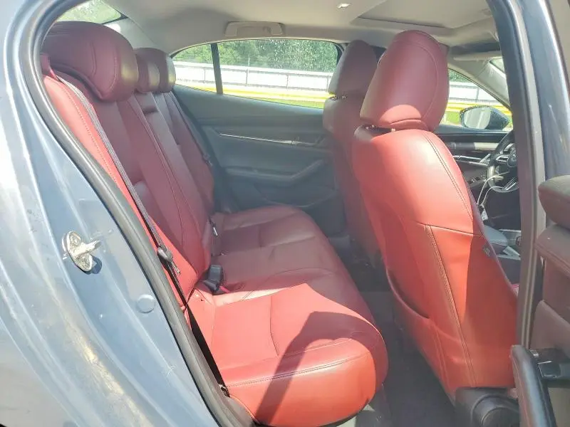 2022 MAZDA 3 PREFERRED  