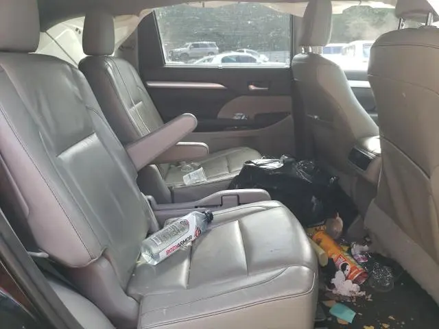 2014 TOYOTA HIGHLANDER XLE  