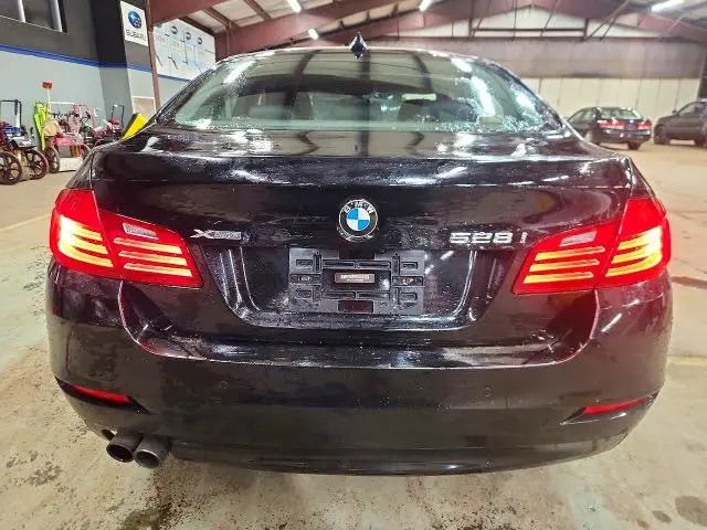2015 BMW 528 XI  