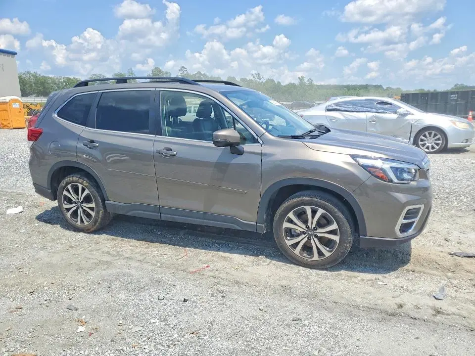2021 SUBARU FORESTER LIMITED  
