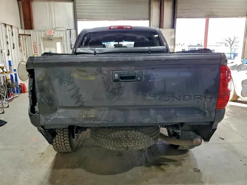 2016 TOYOTA TUNDRA CREWMAX LIMITED  