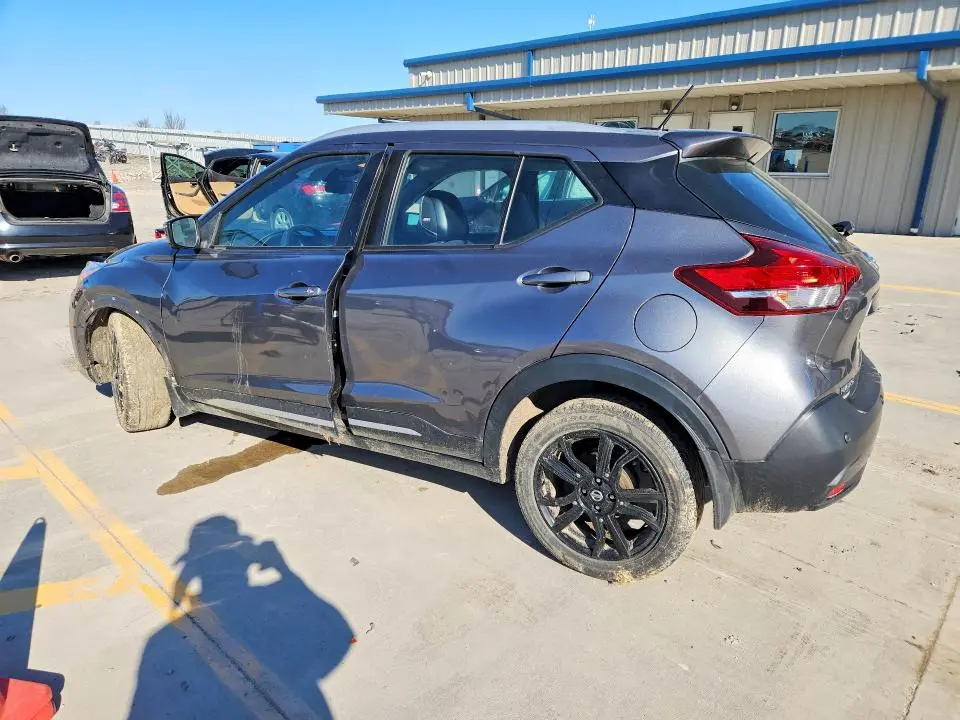 2020 NISSAN KICKS SR  