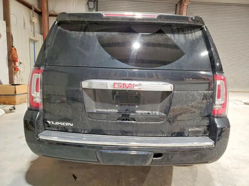 2016 GMC YUKON DENALI  