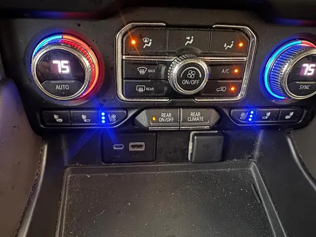 2021 GMC YUKON XL K1500 SLT  