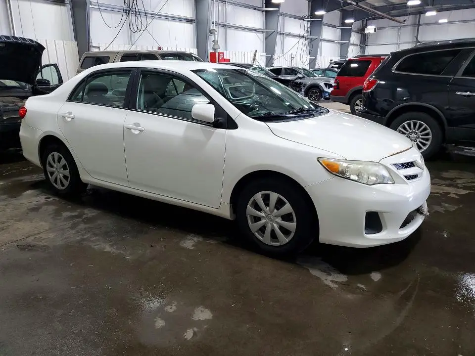 2011 TOYOTA COROLLA LE  