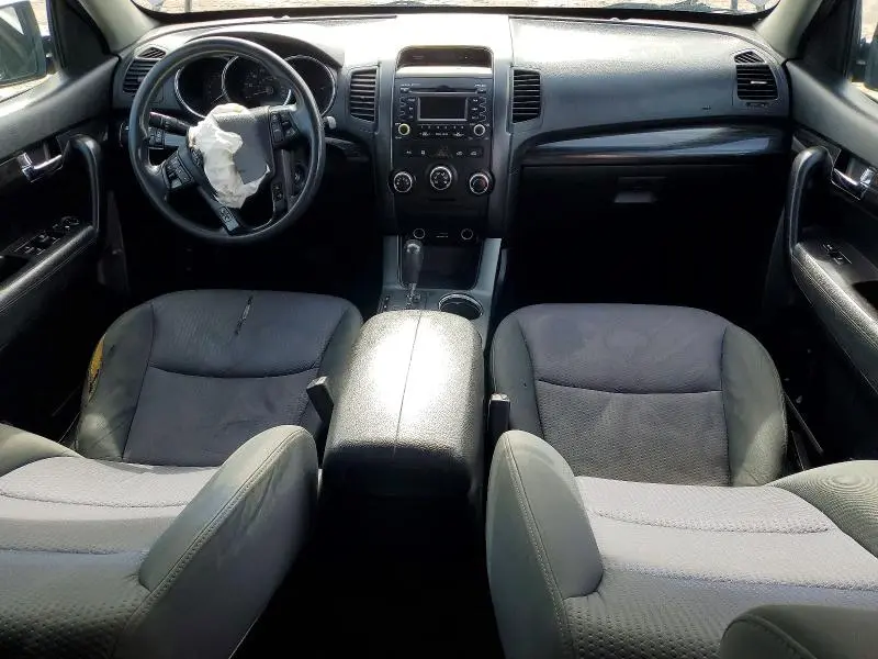 2012 KIA SORENTO LX  