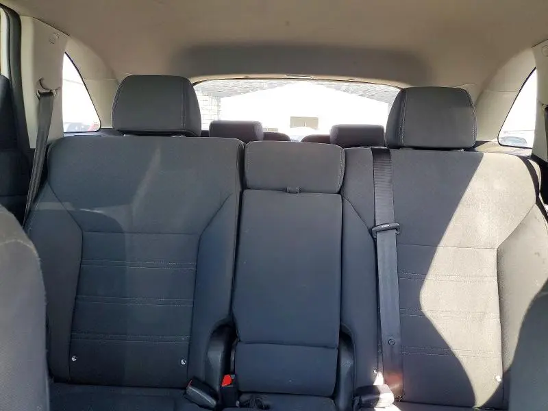 2016 KIA SORENTO LX  