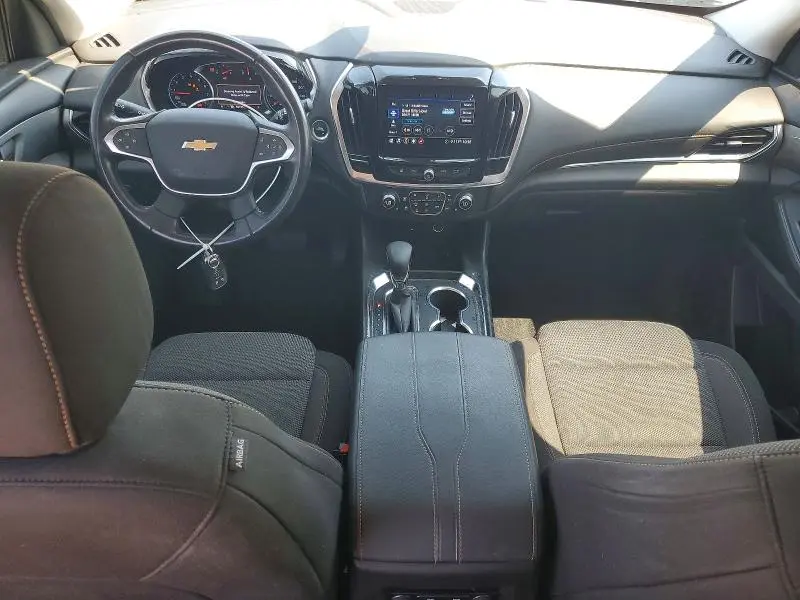 2021 CHEVROLET TRAVERSE LT  
