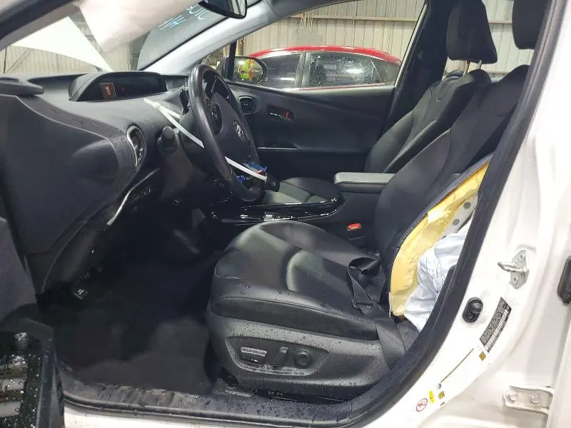 2022 TOYOTA PRIUS   