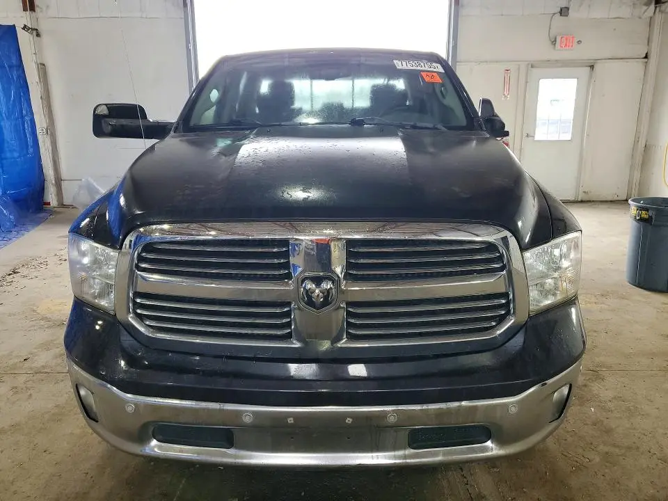 2014 RAM 1500 SLT  
