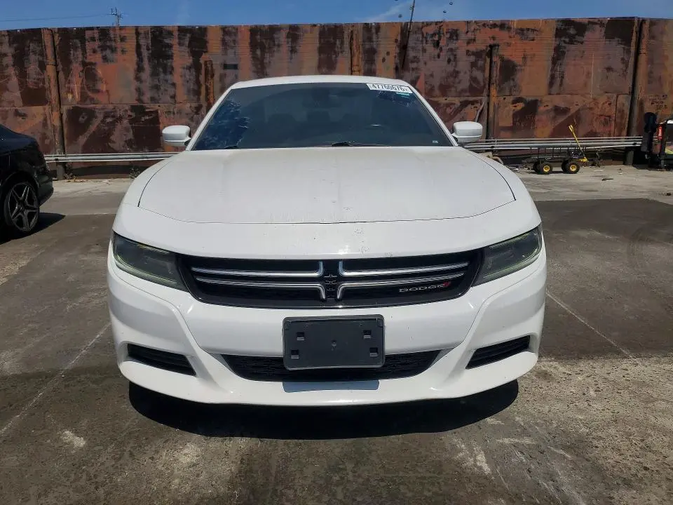 2017 DODGE CHARGER SE  