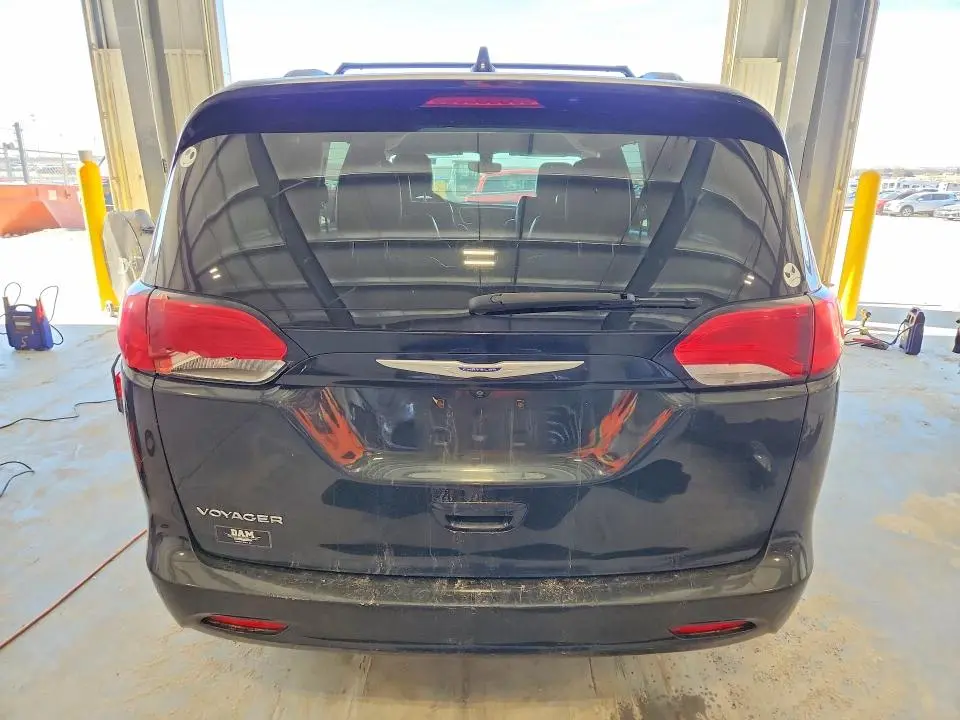 2020 CHRYSLER VOYAGER LXI  