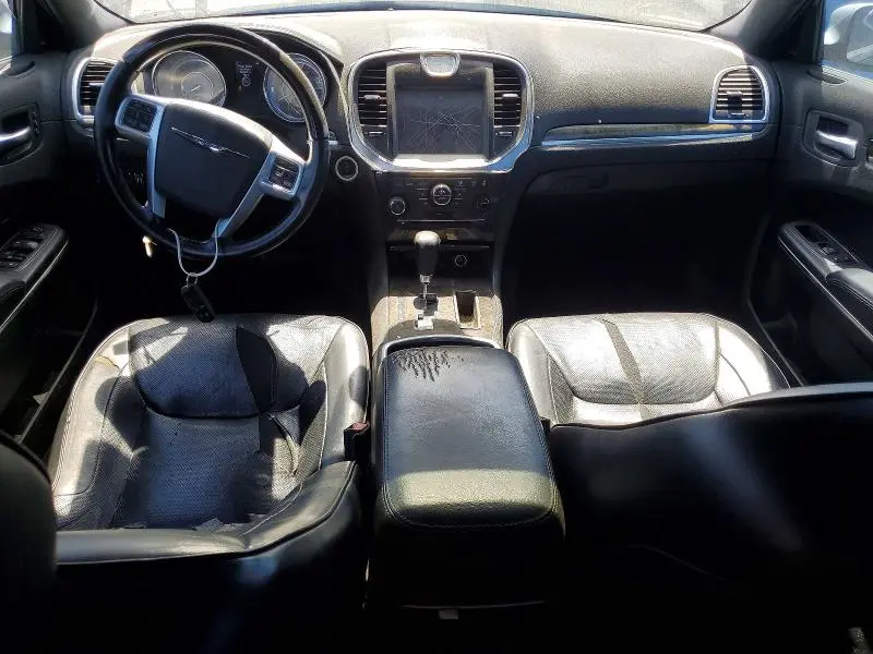 2013 CHRYSLER 300C   