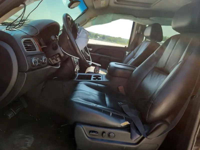2011 CHEVROLET TAHOE K1500 LT  