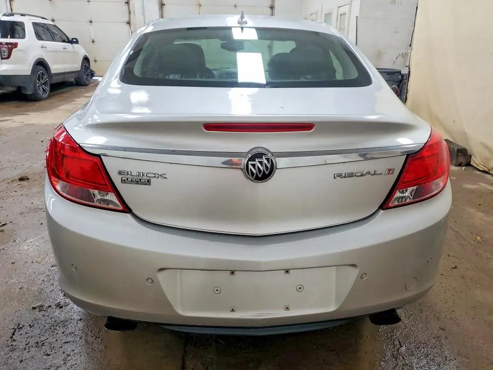 2011 BUICK REGAL CXL  
