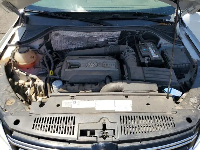 2017 VOLKSWAGEN TIGUAN S  
