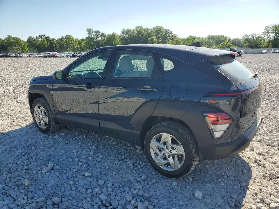2024 HYUNDAI KONA SE  