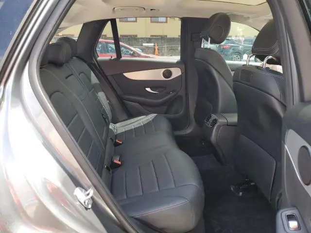 2019 MERCEDES-BENZ GLC 300  