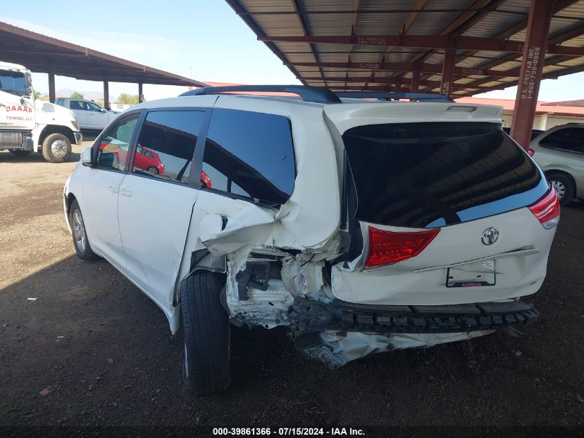 2011 TOYOTA SIENNA LE V6