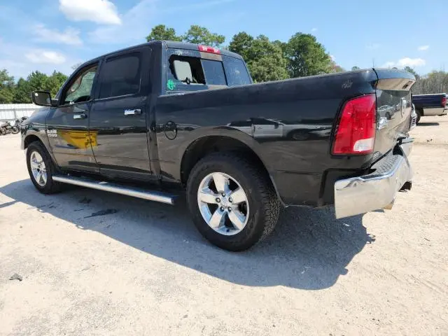 2016 RAM 1500 SLT