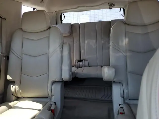 2019 CADILLAC ESCALADE LUXURY  
