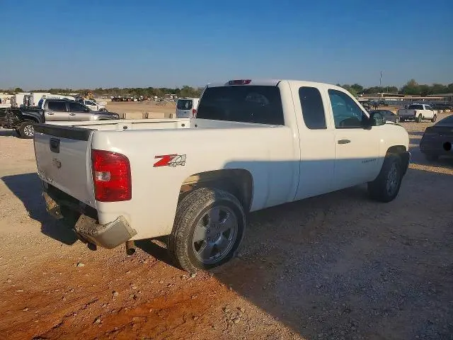 2011 CHEVROLET SILVERADO K1500 LT  