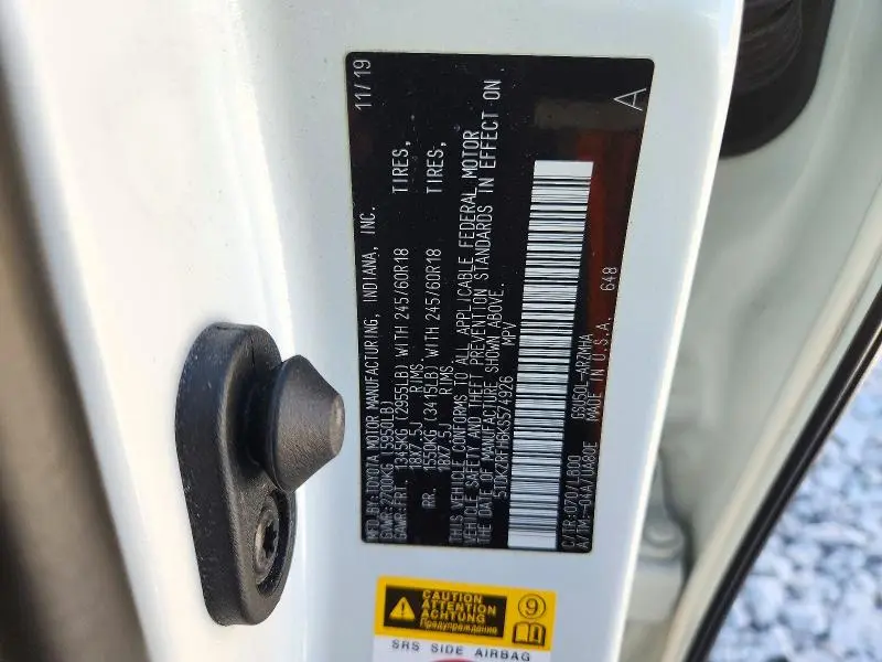 2019 TOYOTA HIGHLANDER XLE  
