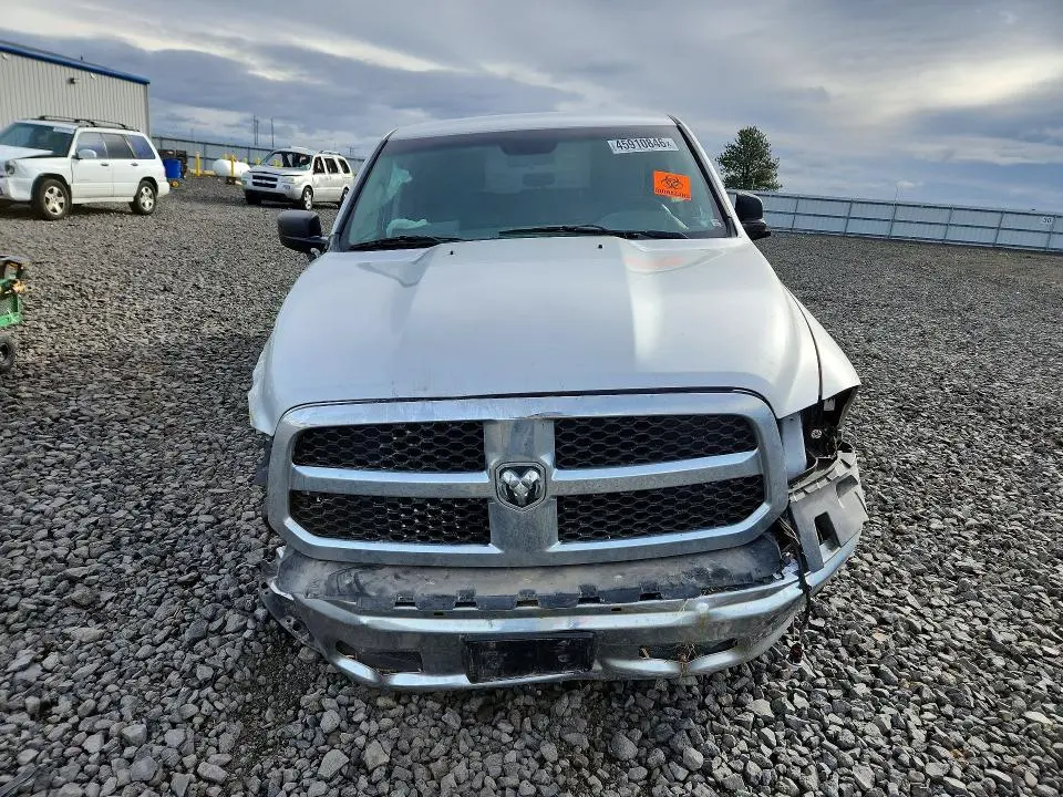 2015 RAM 1500 ST  