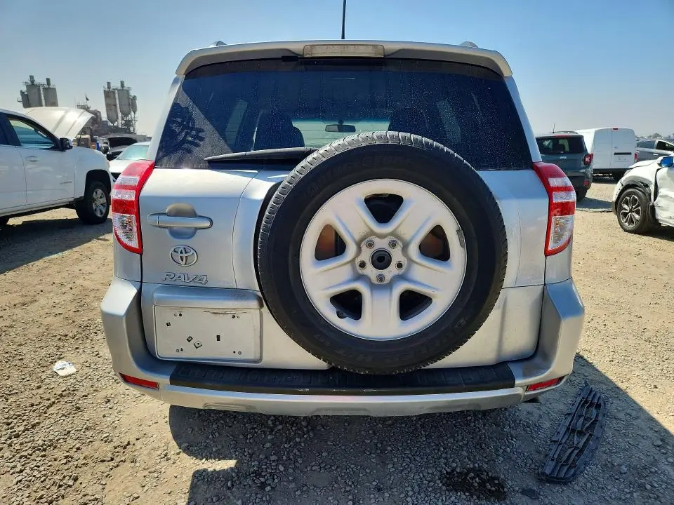 2012 TOYOTA RAV4 BASE  